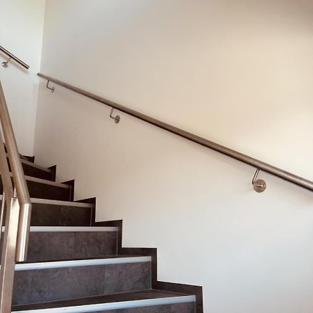 בורן Holmblick - Boddenblick, Balkon, 2 Schlafzimmer, 4 Personen מראה חיצוני תמונה